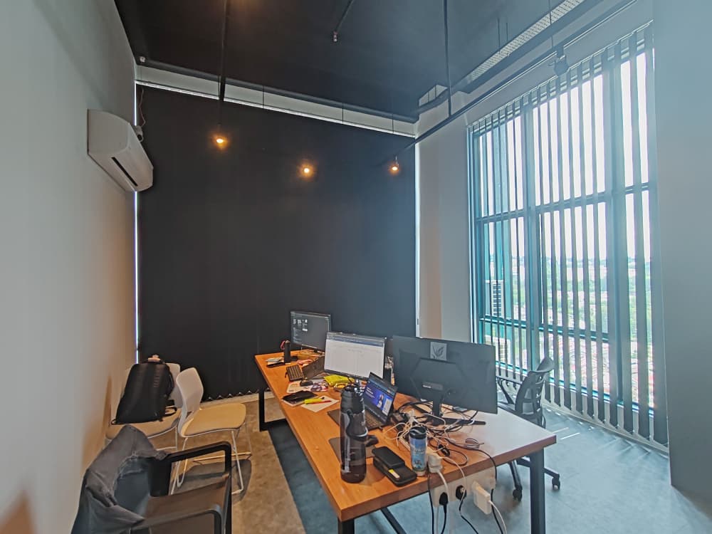 BLACK SERIES OFFICE